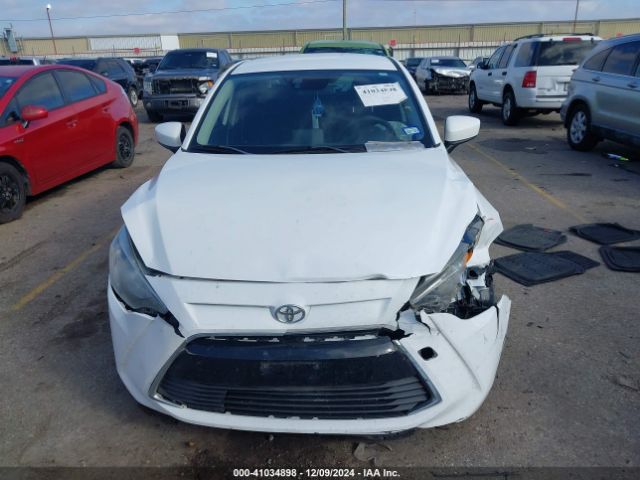 3MYDLBYV5JY308133 Toyota YARIS IA