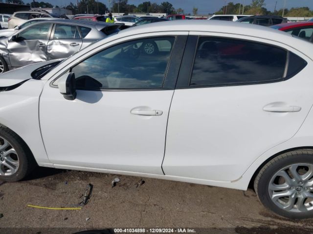 3MYDLBYV5JY308133 Toyota YARIS IA