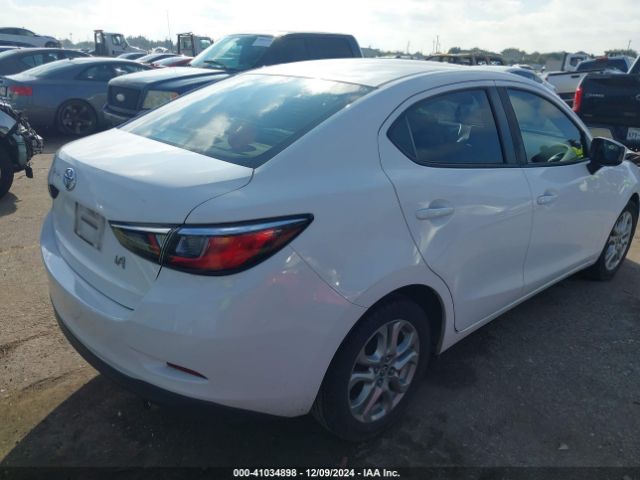 3MYDLBYV5JY308133 Toyota YARIS IA