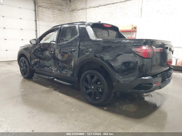 5NTJCDDF2RH105867 Hyundai Santa Cruz Night