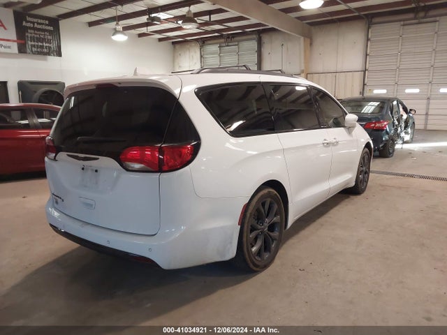 2C4RC1BGXLR232582 Chrysler Pacifica Touring L