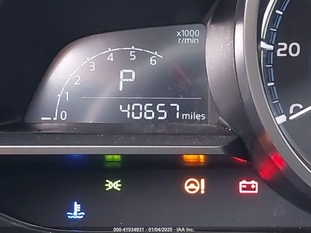 3MYDLBYVXKY500892 Toyota YARIS LE
