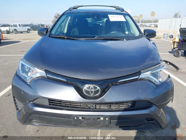 Toyota RAV4 LE 2017 JTMBFREV4HJ711996 Image 13