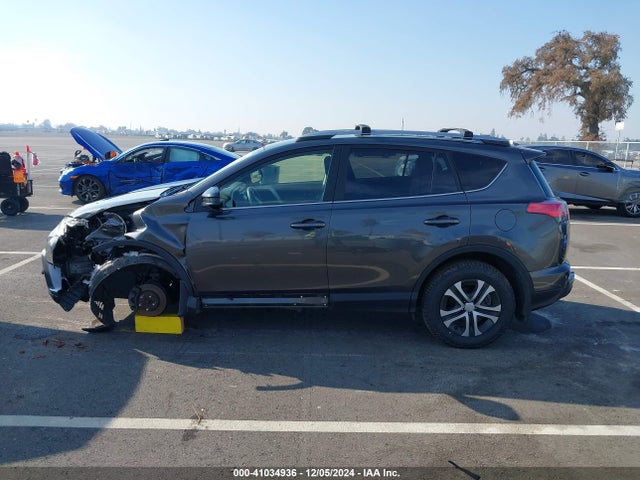 Toyota RAV4 LE 2017 JTMBFREV4HJ711996 Image 15