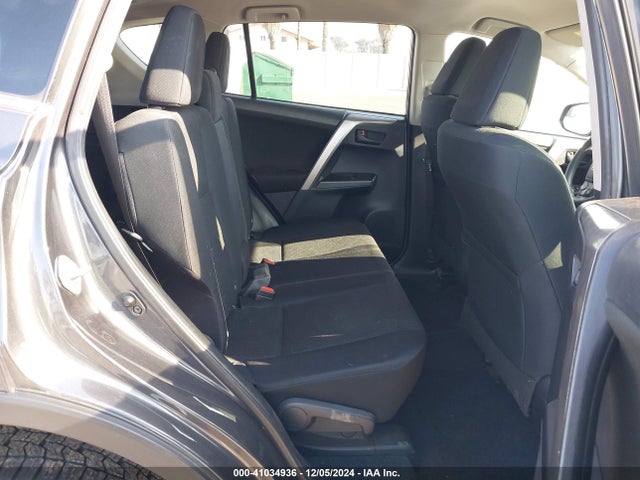 Toyota RAV4 LE 2017 JTMBFREV4HJ711996 Image 8