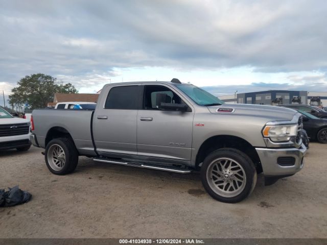 3C6UR5DJ6NG176388 RAM 2500 Big Horn  4x4 6'4 Box