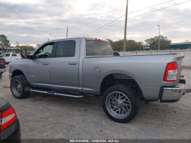 3C6UR5DJ6NG176388 RAM 2500 Big Horn  4x4 6'4 Box