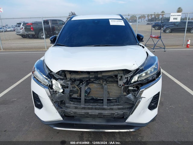 Nissan Kicks Sr Xtronic Cvt 2022 3N1CP5DV7NL516302 Image 13