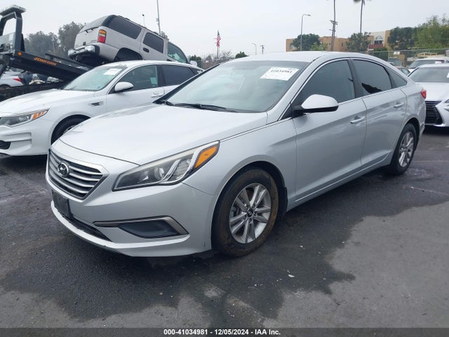 Hyundai SONATA SE 2016 5NPE24AF9GH388854 Image 2