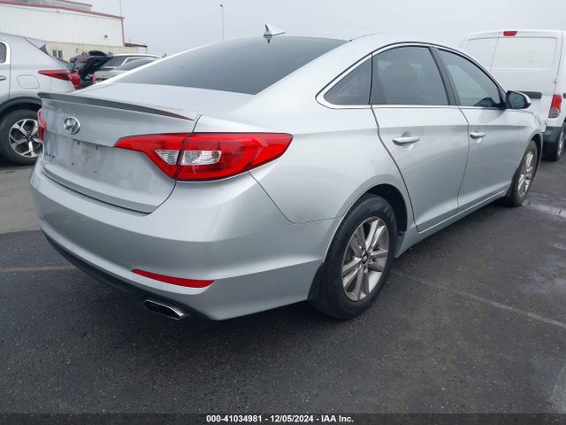 Hyundai SONATA SE 2016 5NPE24AF9GH388854 Image 4