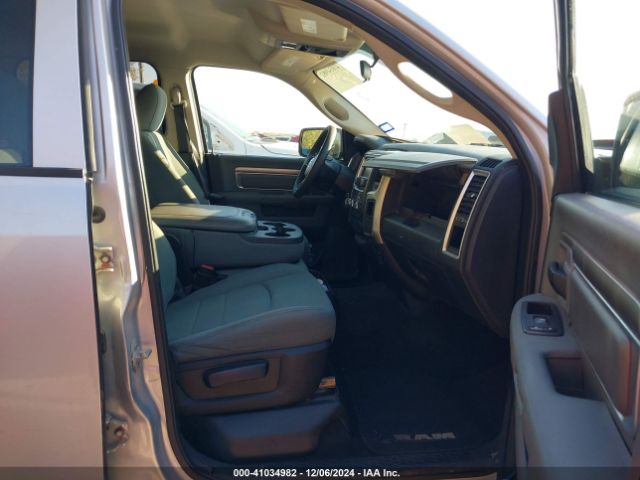 1C6RR6TT9HS661832 RAM 1500 Slt  4x2 6'4 Box