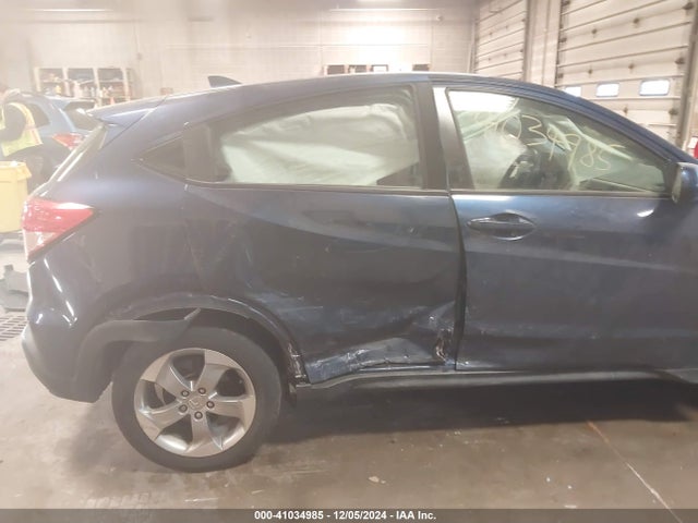 Honda HR-V LX 2017 3CZRU6H36HG707215 Image 6