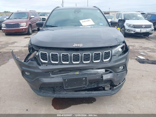 3C4NJDBN7RT168933 Jeep Compass Latitude 4x4