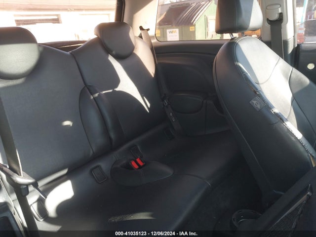 2006 MINI COOPER S WMWRE33546TL17348 Photo 7