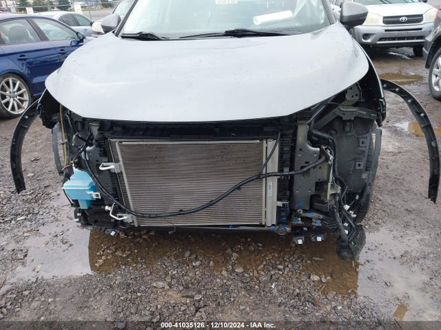 5N1AT3BAXMC702314 Nissan Rogue Sv Fwd