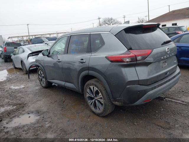 5N1AT3BAXMC702314 Nissan Rogue Sv Fwd