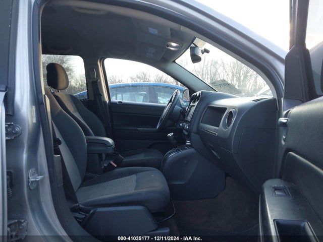 1C4NJCBA1GD743294 Jeep Compass Sport