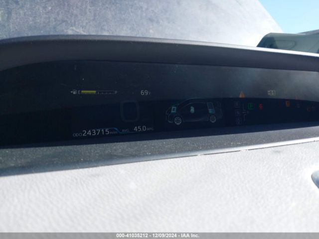 JTDKARFU6H3037049 Toyota Prius Three