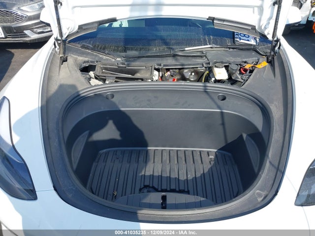 2023 TESLA MODEL 3 5YJ3E1EA3PF589823 Photo 9
