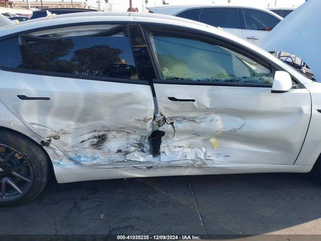 2023 TESLA MODEL 3 5YJ3E1EA3PF589823 Photo 5
