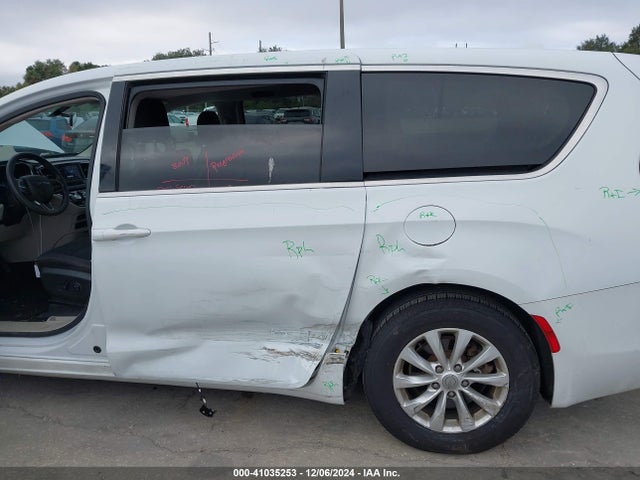 2C4RC1CG4JR171273 Chrysler Pacifica Lx