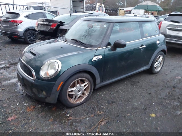 2008 MINI COOPER S WMWMF73538TT88204 Photo 1
