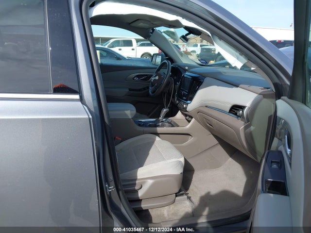 1GNERMKWXKJ240732 Chevrolet Traverse 2fl