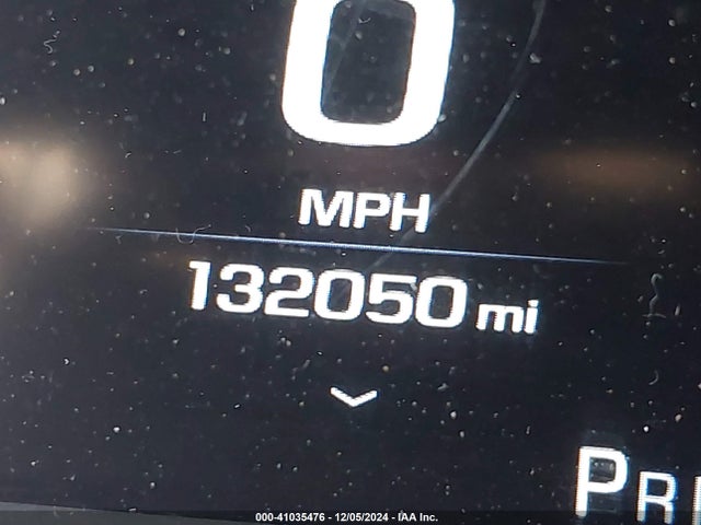 1GT12UEY8HF159586 GMC Sierra 2500hd Denali