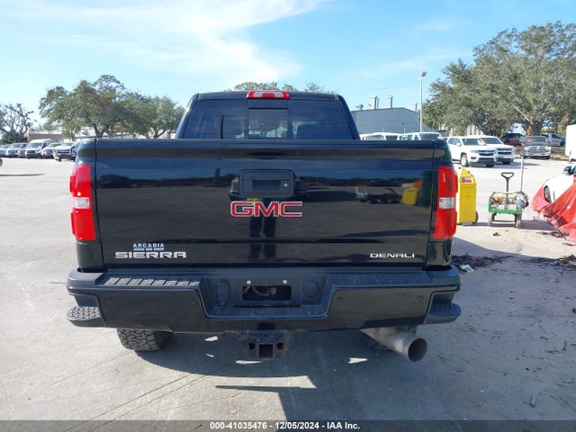 1GT12UEY8HF159586 GMC Sierra 2500hd Denali