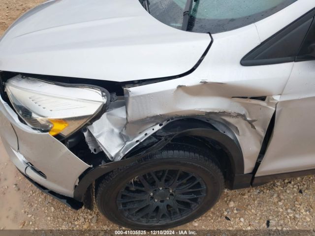 1FMCU0HD4JUB11889 Ford ESCAPE SEL