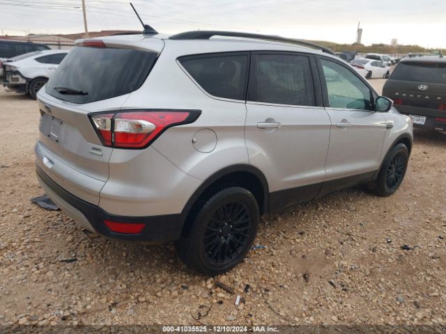 1FMCU0HD4JUB11889 Ford ESCAPE SEL