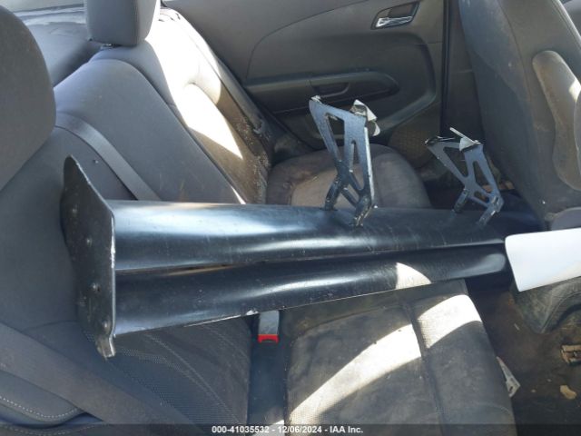 1G1JC5SH1F4213870 Chevrolet Sonic Lt Auto