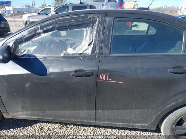 1G1JC5SH1F4213870 Chevrolet Sonic Lt Auto