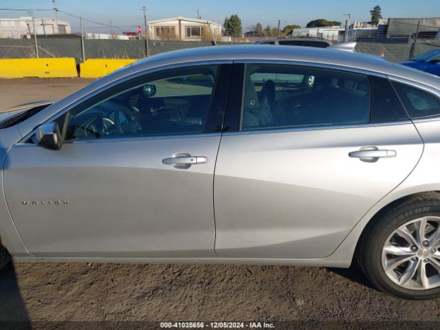 1G1ZD5ST4NF134572 Chevrolet Malibu Fwd Lt