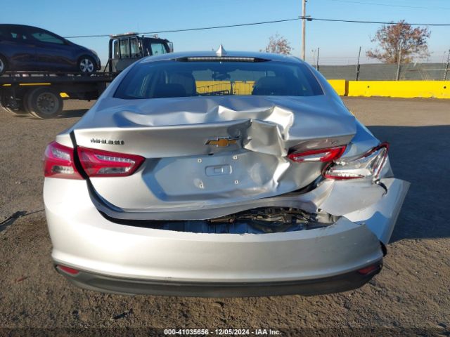 1G1ZD5ST4NF134572 Chevrolet Malibu Fwd Lt