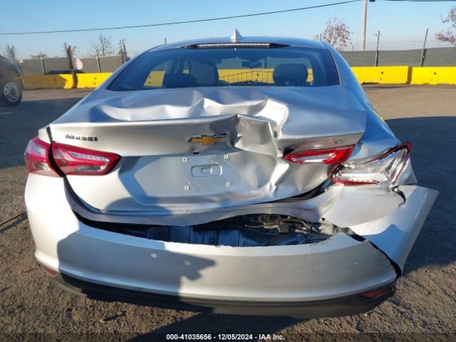 1G1ZD5ST4NF134572 Chevrolet Malibu Fwd Lt
