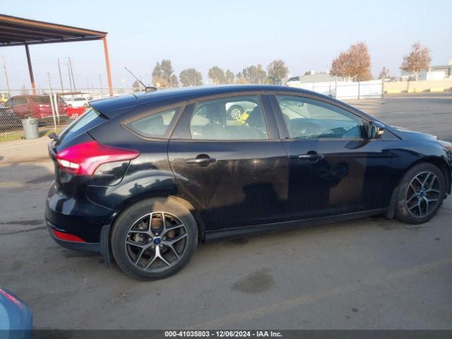 1FADP3M28HL299876 Ford FOCUS SEL