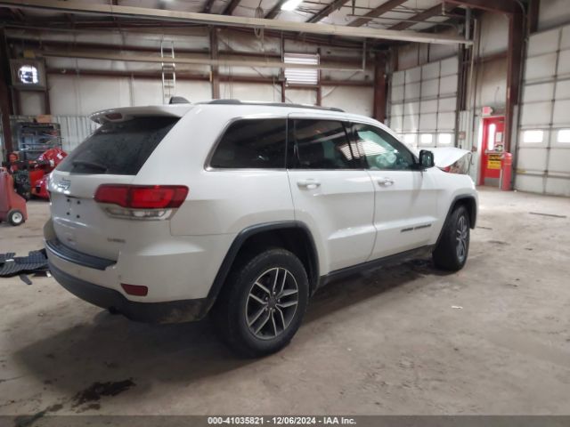 1C4RJFAG9LC344304 Jeep Grand Cherokee Laredo E 4x4