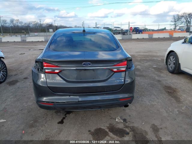 3FA6P0LU9JR156033 Ford Fusion Hybrid Se