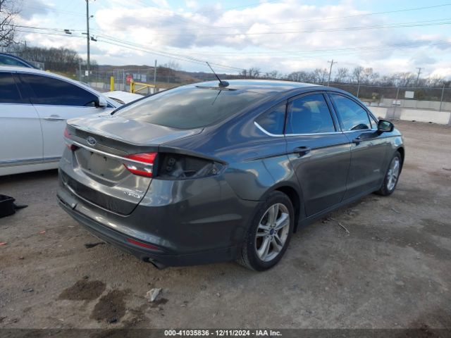 3FA6P0LU9JR156033 Ford Fusion Hybrid Se