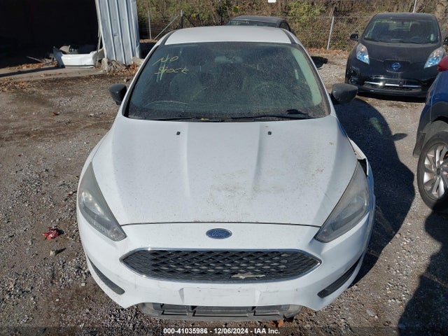 1FADP3E27HL256886 Ford FOCUS S