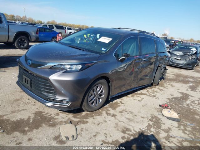 5TDYRKECXRS189502 Toyota SIENNA XLE