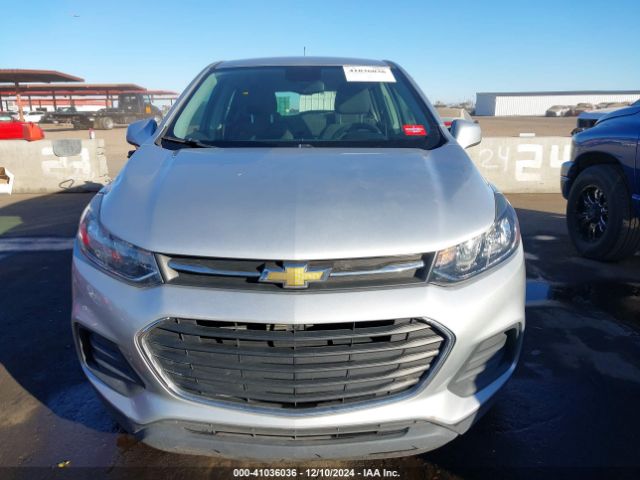 3GNCJKSB9JL372548 Chevrolet TRAX LS