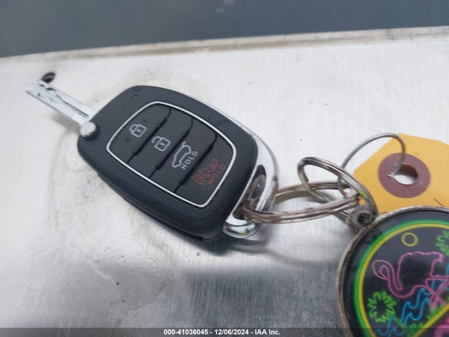 KM8J3CA41JU629643 Hyundai TUCSON SEL