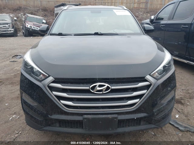 KM8J3CA41JU629643 Hyundai TUCSON SEL