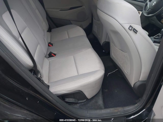 KM8J3CA41JU629643 Hyundai TUCSON SEL
