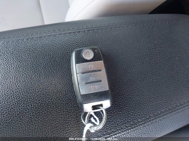 5XXGM4A77FG495908 KIA Optima Lx