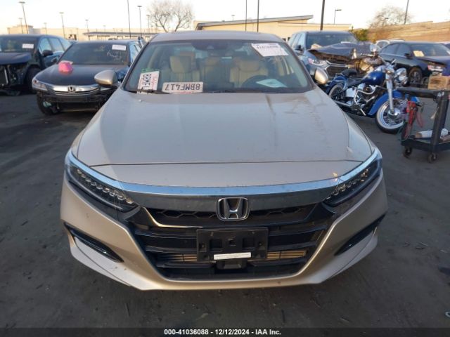 1HGCV1F99JA025745 Honda Accord Touring