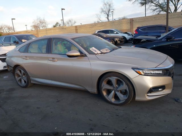 1HGCV1F99JA025745 Honda Accord Touring