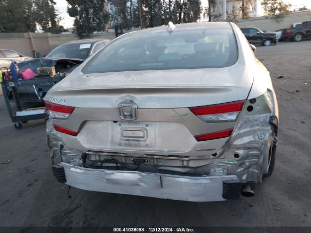 1HGCV1F99JA025745 Honda Accord Touring